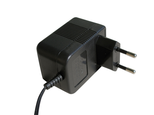 Adaptr AC 230V / DC 6V 100mA (1,35mmx3,5mm)